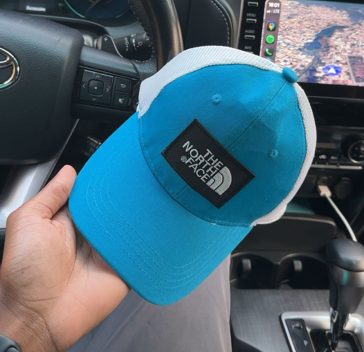 THE NORTH FACE BLUE CAP